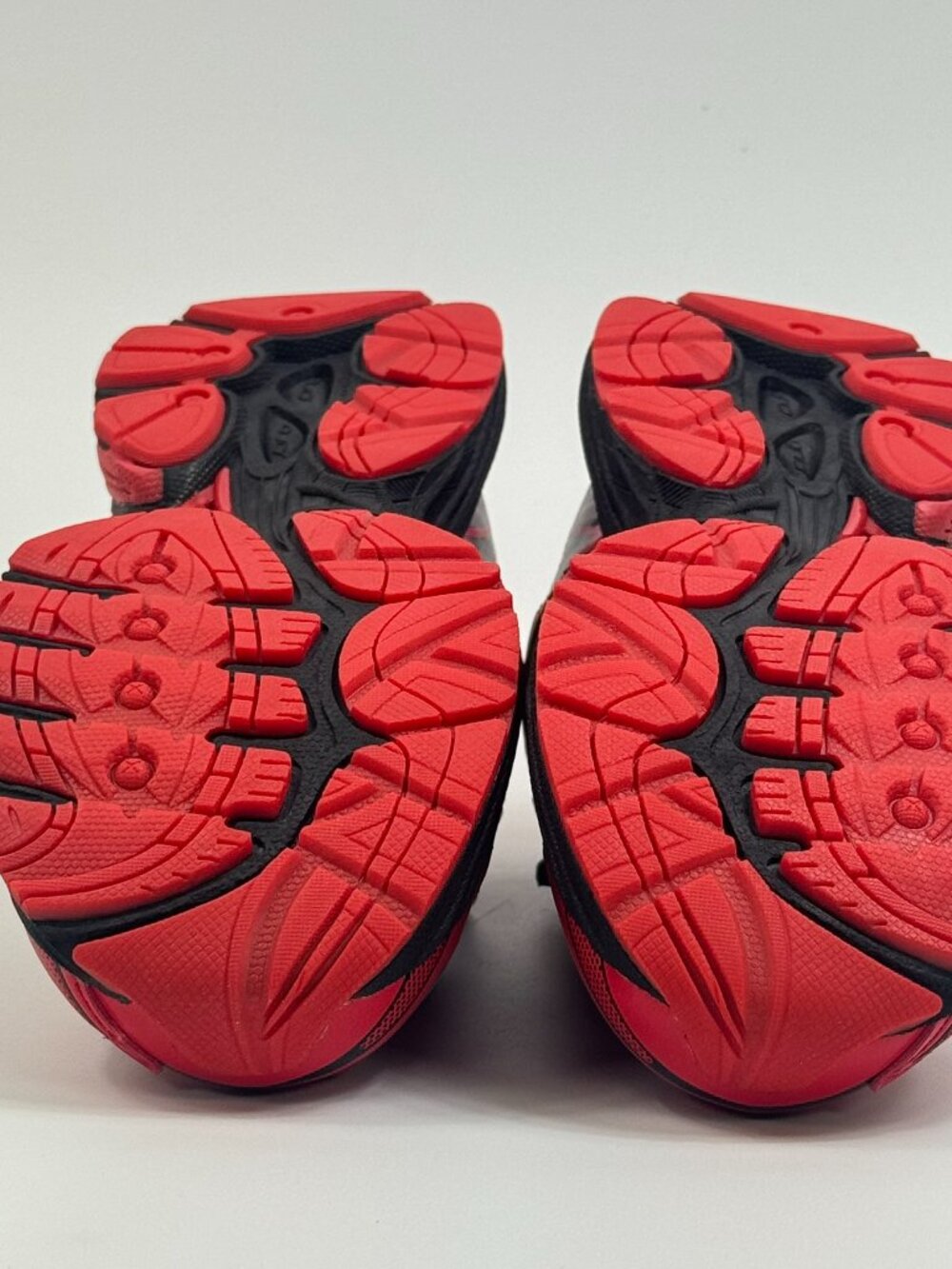 Saucony Omni 9 GS 'Red Black' SYF25AAM Multi Size - Picture 7 of 16